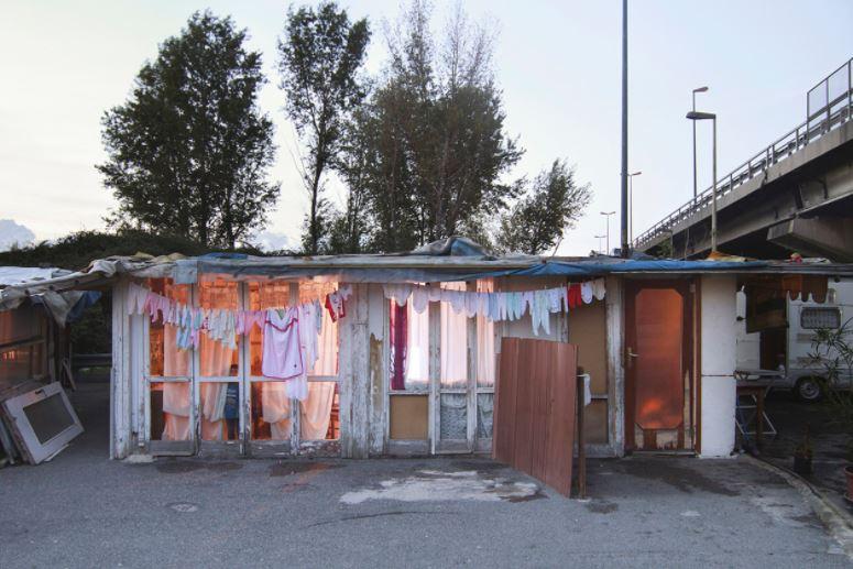 Жизнь в цыганских кварталах в Италии