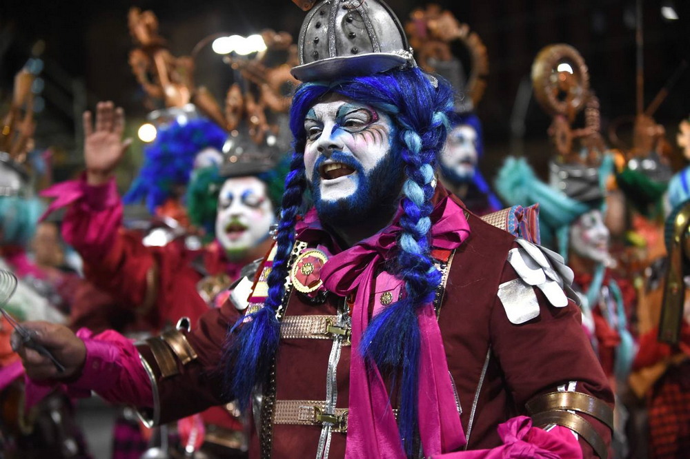 В столице Уругвая стартовал самый продолжительный в мире карнавал