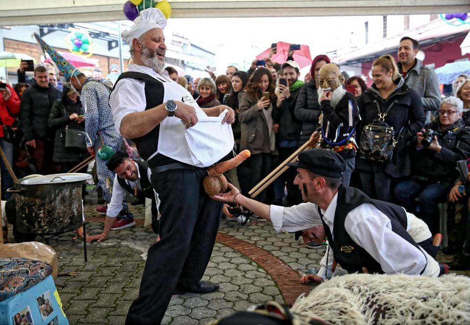 Фестиваль пениса в Греции