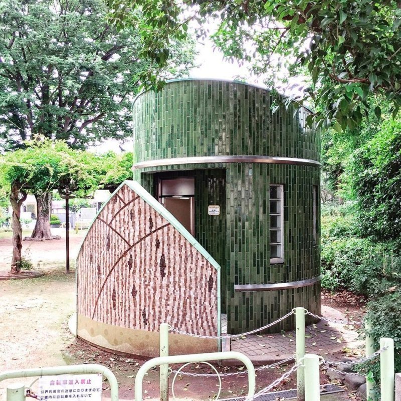 Невероятные общественные туалеты Японии, которые поражают воображение