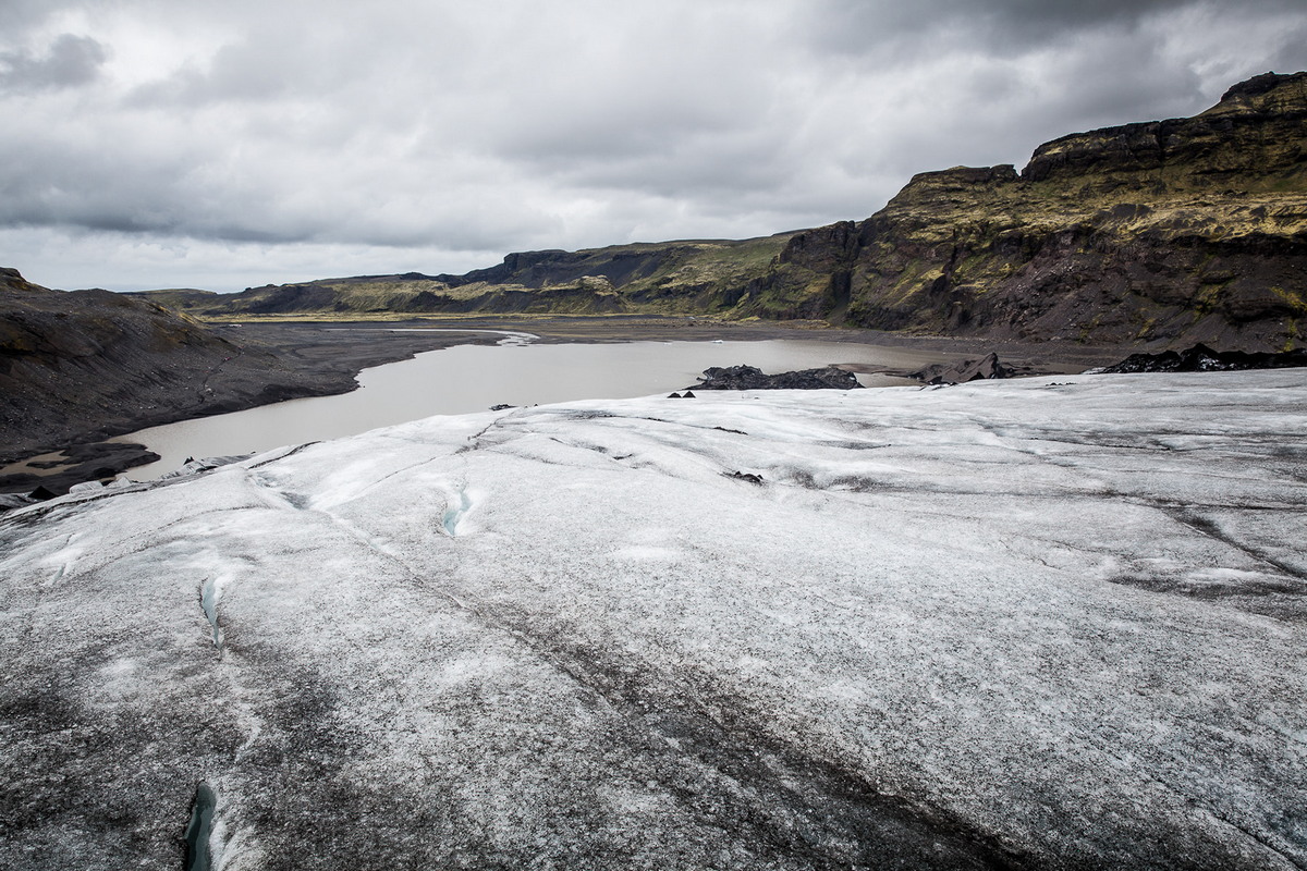 Грубые ландшафты южной части Исландии