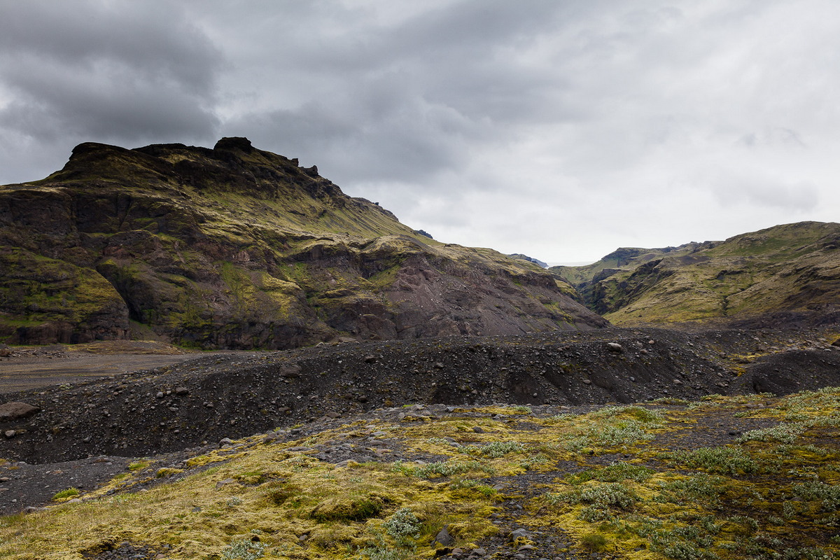 Грубые ландшафты южной части Исландии