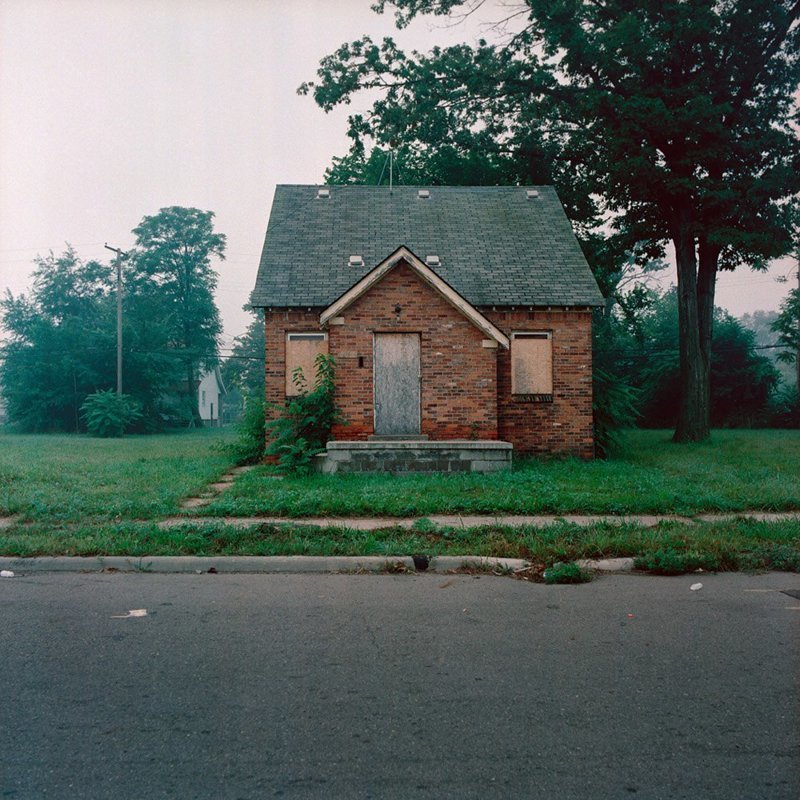 Фото-проект о заброшенных домах Детройта
