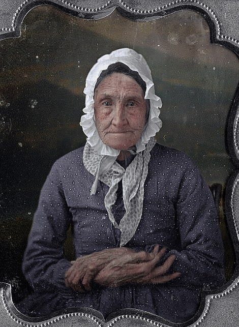Колоризатор раскрасил портретные снимки, сделанные 175 лет назад