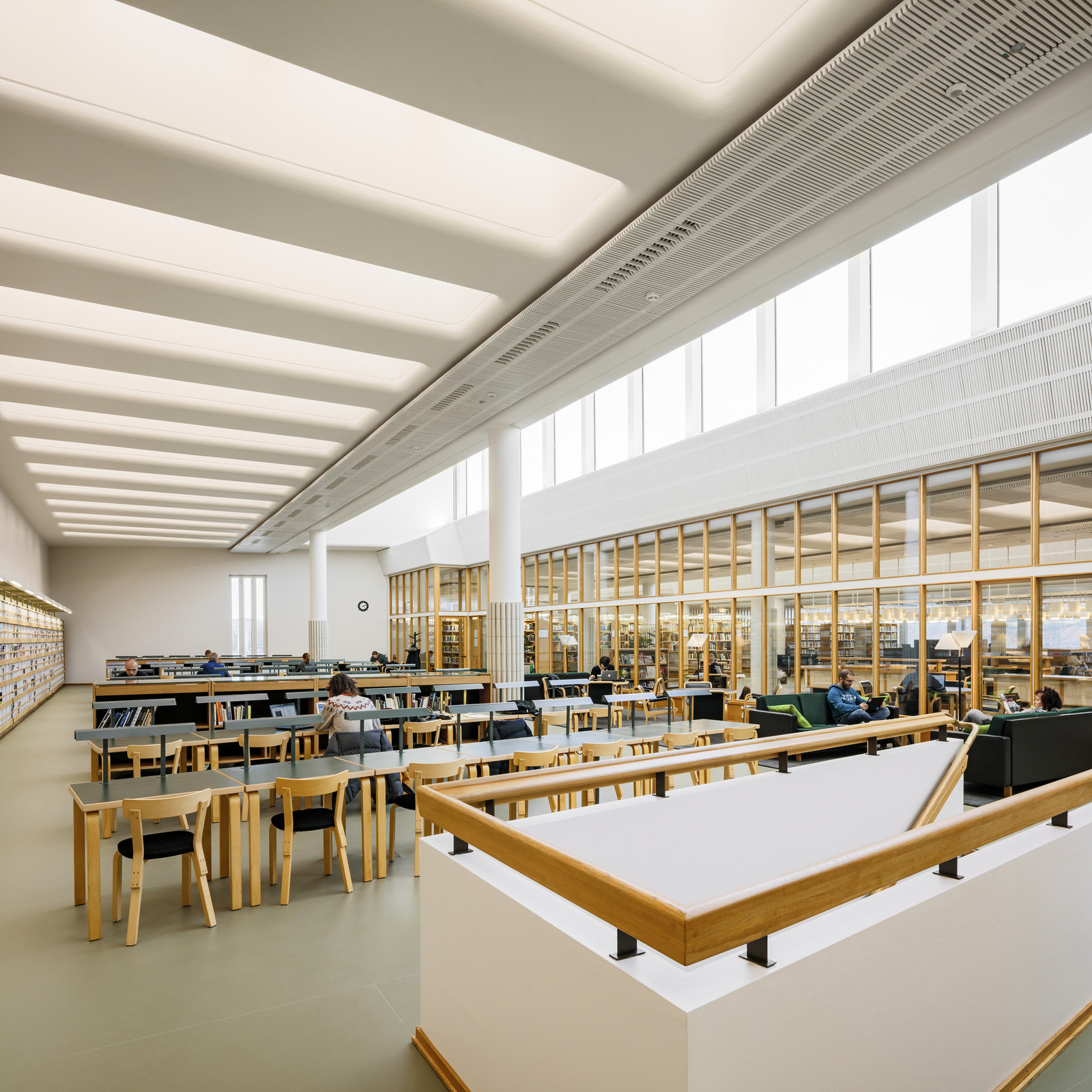 Современная библиотека в Финляндии