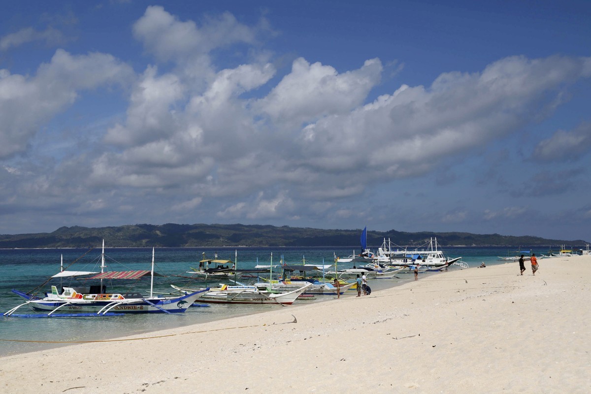 Филиппинский остров Боракай закрыли для туристов