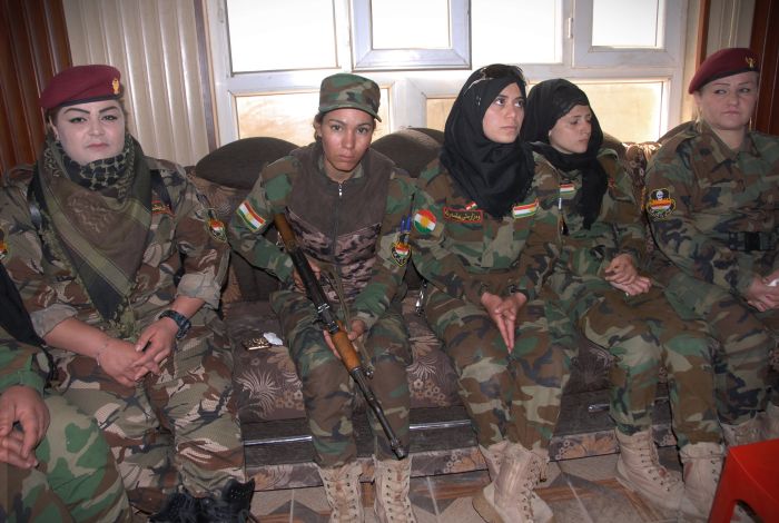 Курдские женщины-бойцы