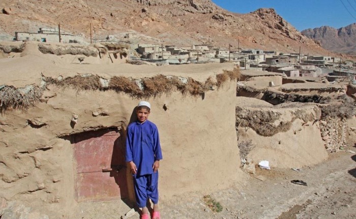 Махуник – иранская деревня гномов