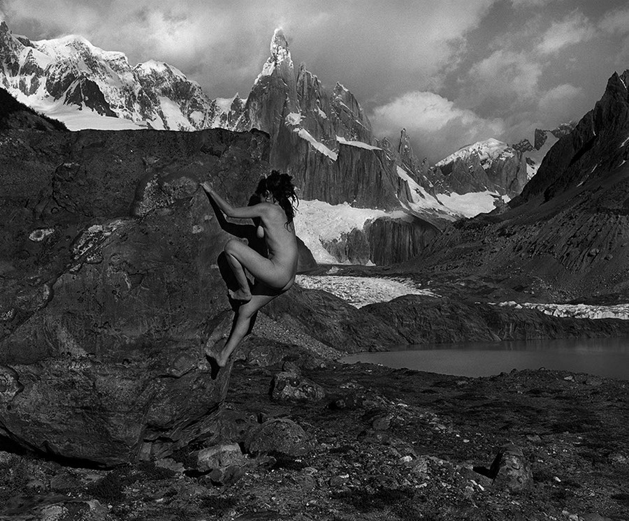 Обнаженные альпинисты в фотопроекте Дина Фидельмана