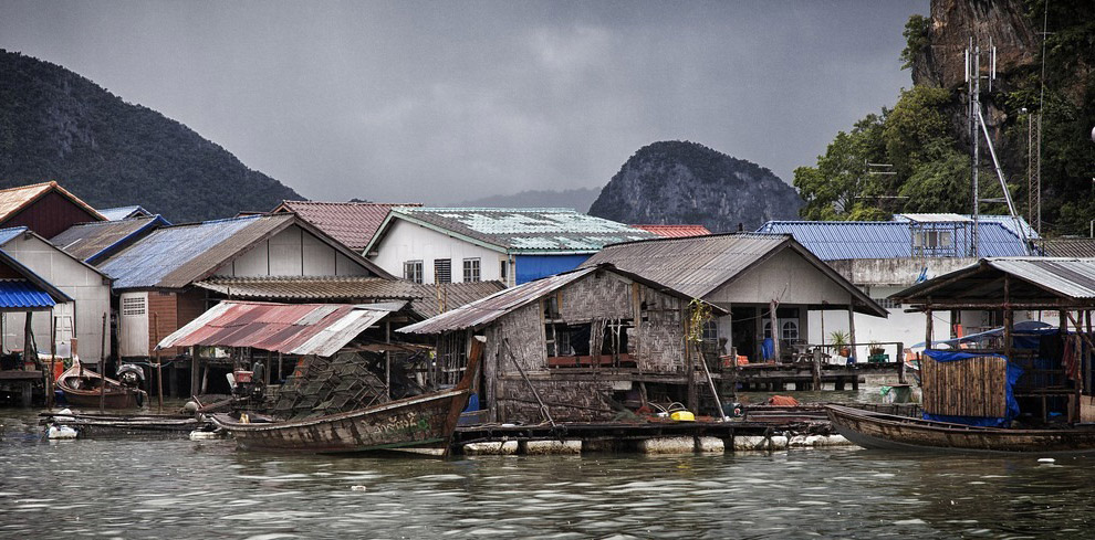 Ко Паньи - плавучая деревня на воде в Таиланде