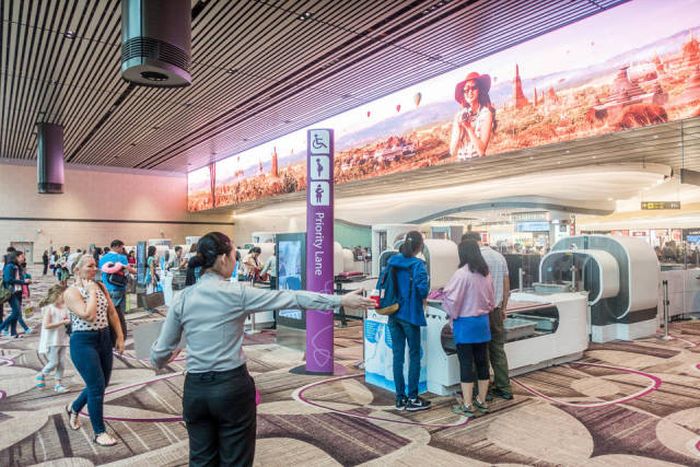 Аэропорт Чанги поразит вас своей инфраструктурой