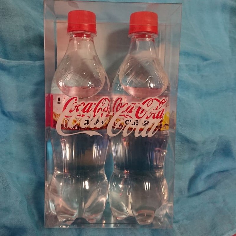 В Японии выпустили прозрачную Кока-Колу