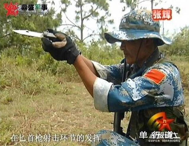 Китайский стреляющий нож QSB-91