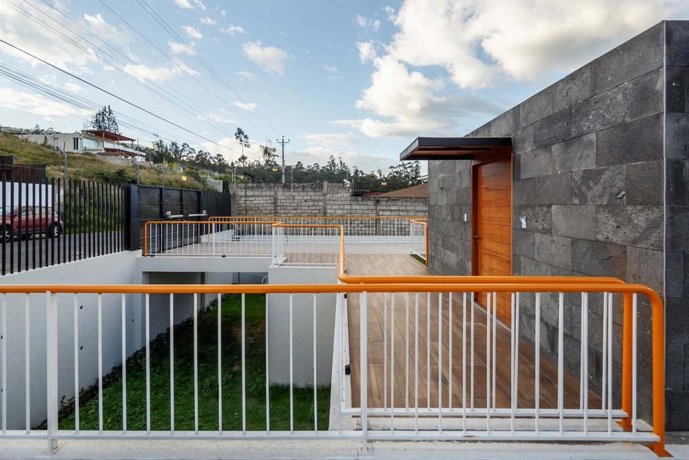 Жилой комплекс из четырех домов в Эквадоре