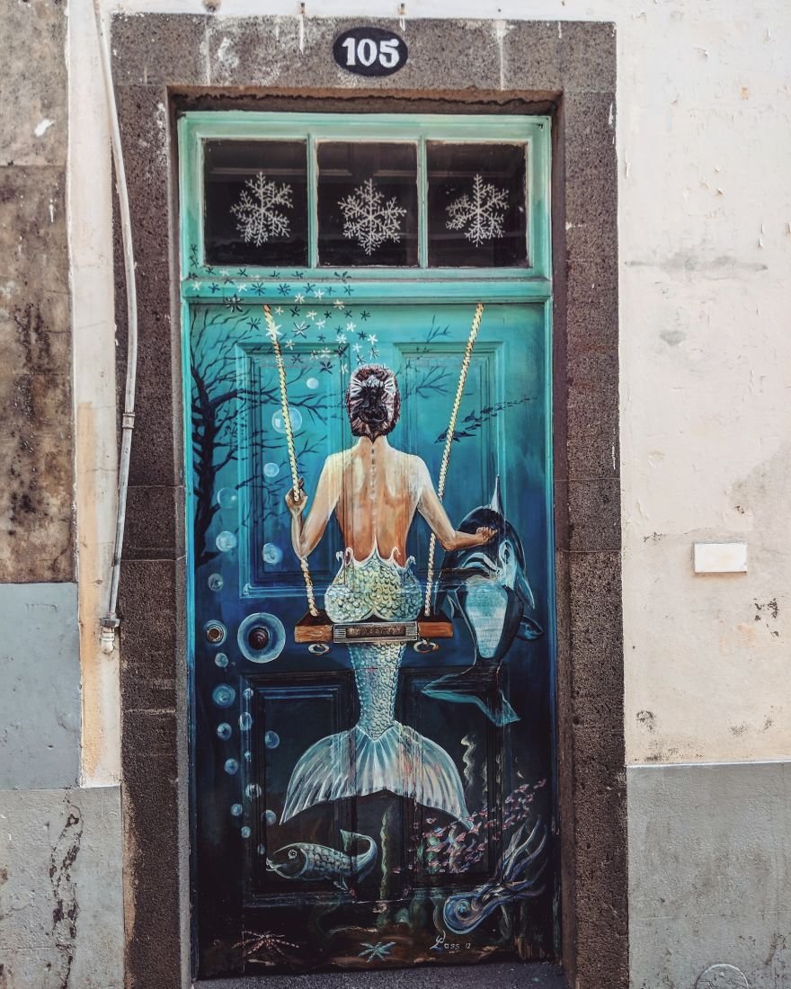 Разрисованные двери Фуншала как произведения искусства