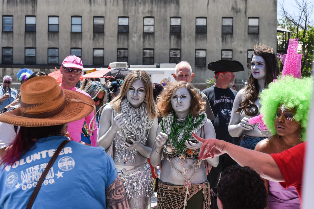 Ежегодный Парад русалок в Нью-Йорке 2018