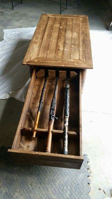 Необычная мебель для хранения оружия