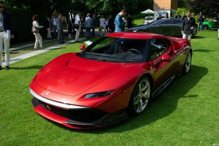 Итальянцы выпустили уникальный спорткар Ferrari SP38
