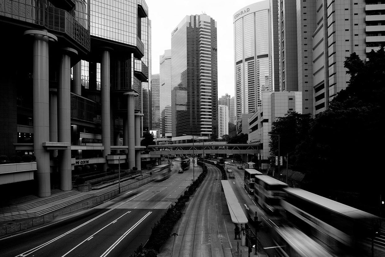 Современный Гонконг на черно-белых фото 