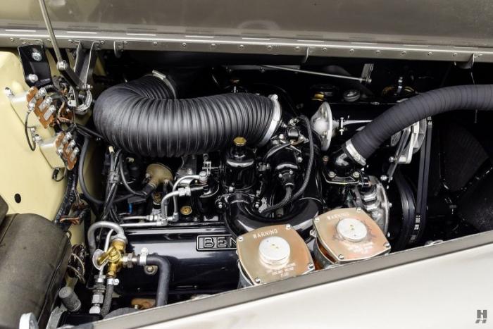 Эксклюзивный Bentley 1960 года c кузовом Mercedes-Benz