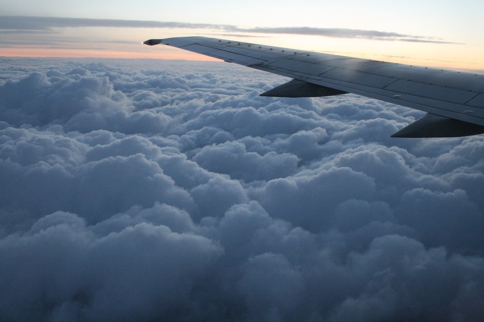 Красочные фото из окна самолёта