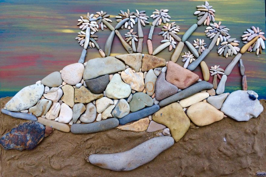 Реалистичные картины из камней, найденных на пляже
