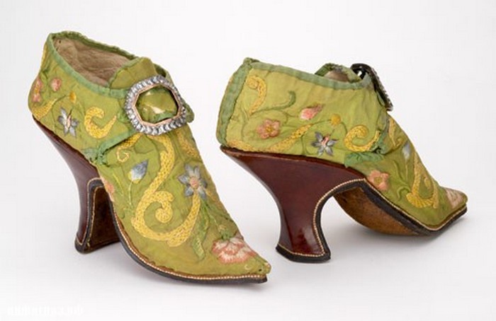 История моды на высокие каблуки