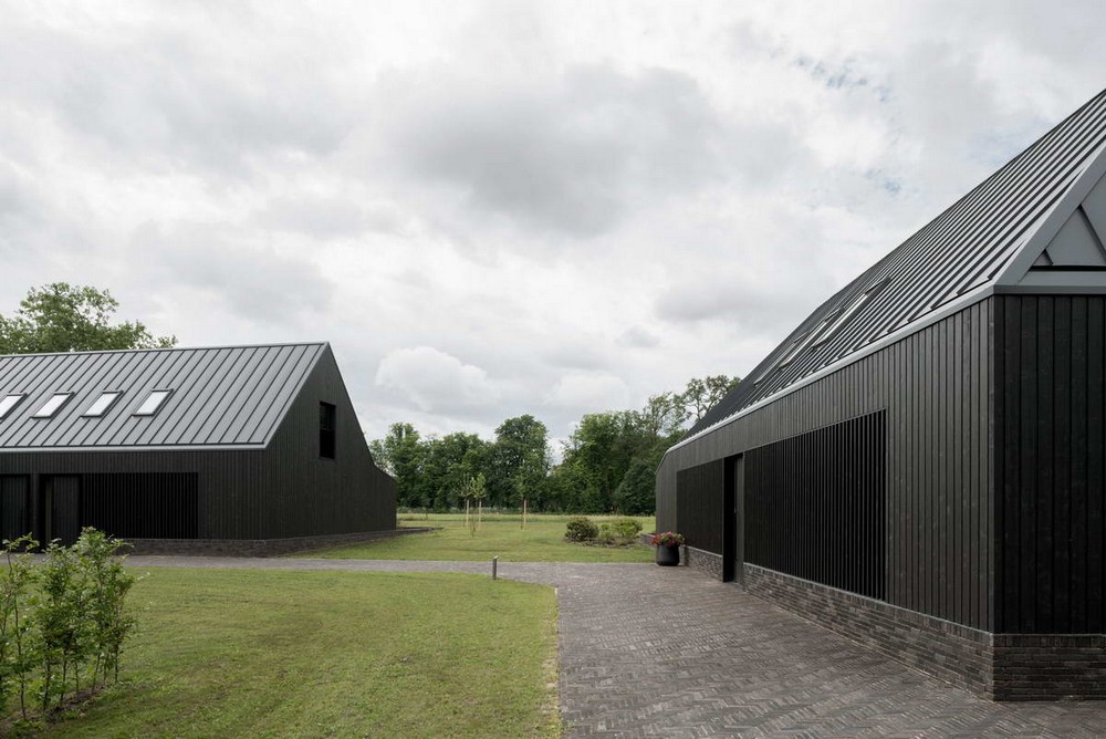 Два дома и студия-сарай в Нидерландах