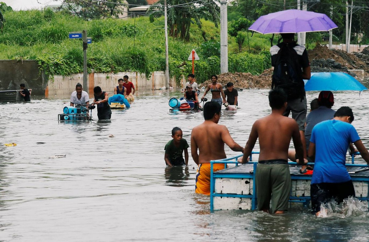 Сон тин. Филиппины наводнение. Филиппины потоп. Филиппин наводнение.