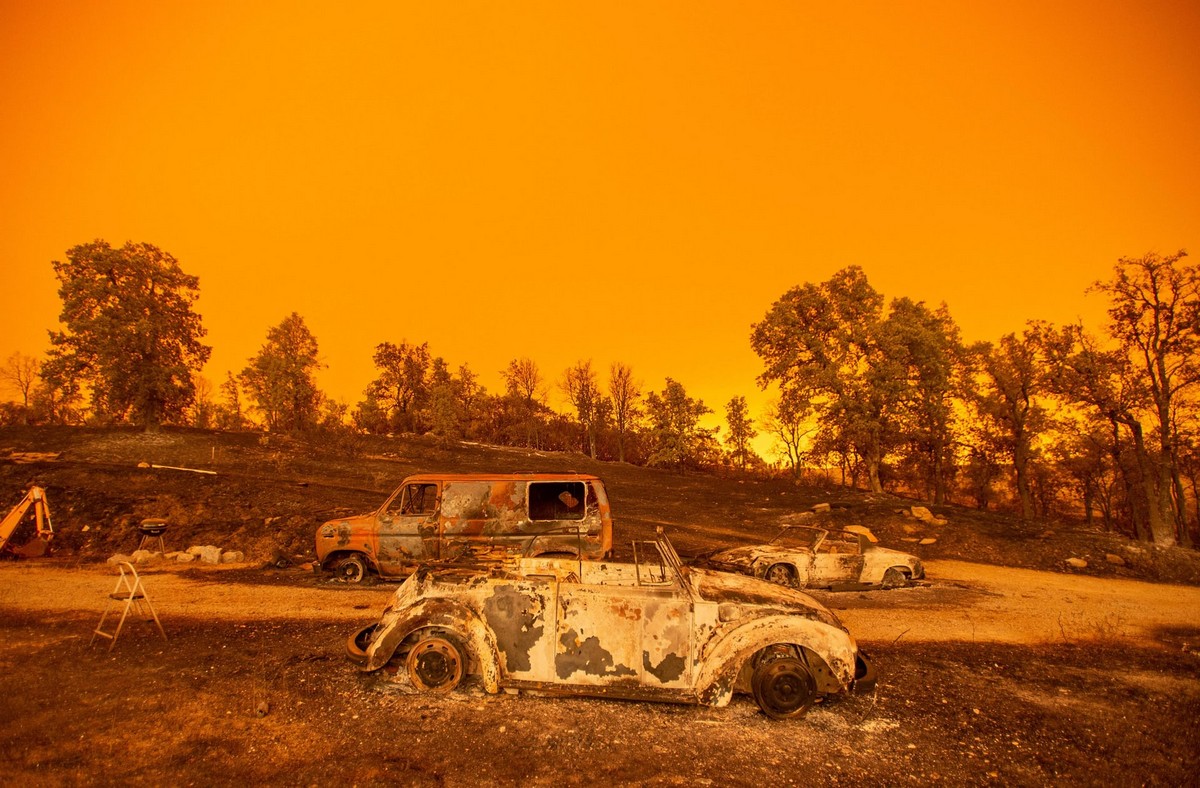 Лесные пожары бушуют в Калифорнии