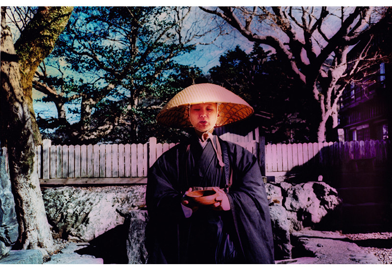 Таинственные и психоделические снимки Японии от Шона Лотмана