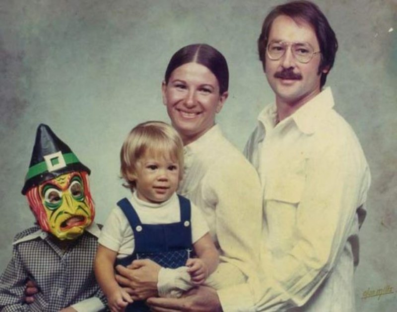 Странные семейные фото американцев 1980-х годов