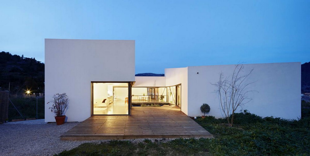 Ландшафтный дом в Испании