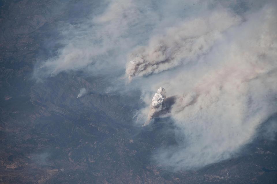 Страшные последствия лесных пожаров в Калифорнии