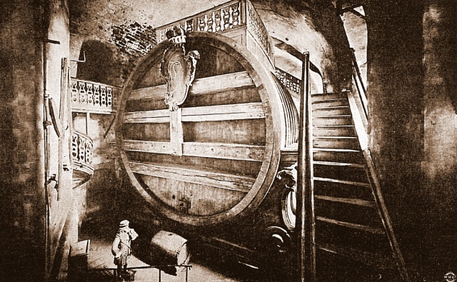 Самая большая в мире бочка для вина, построенная в 1751 году
