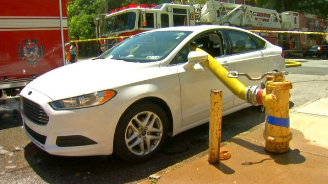 Почему не стоит парковаться у пожарного гидранта