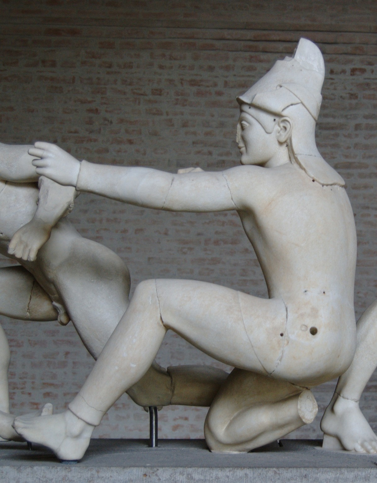 Как окрашивали древнегреческие статуи