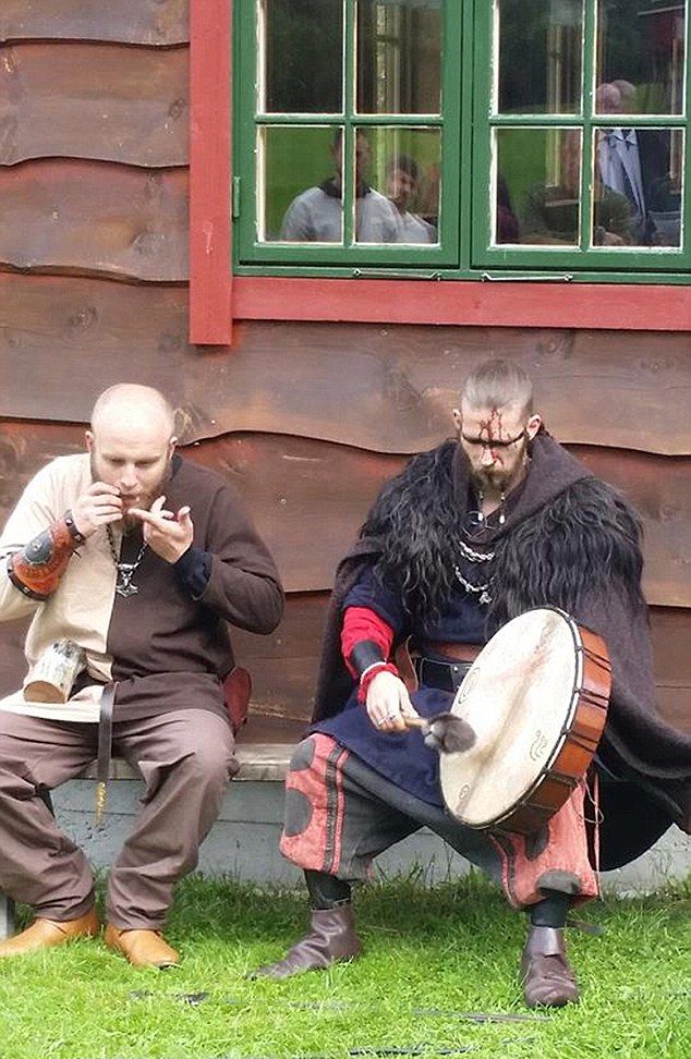 Свадьба в стиле викингов: драккары и медовуха