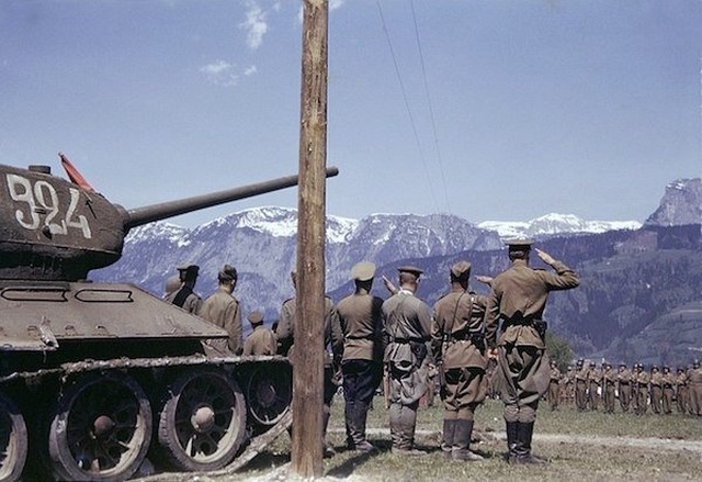 Вторая мировая война на цветных снимках