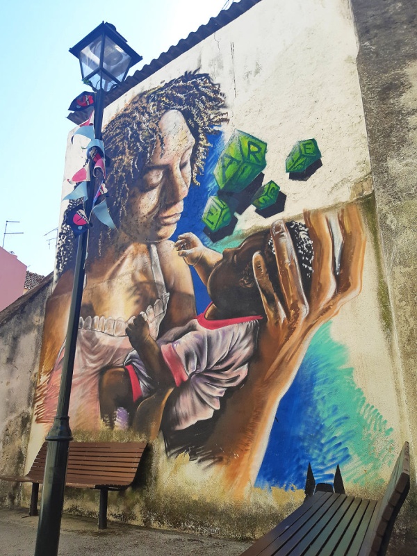 Стрит-арт и граффити на улицах Лиссабона