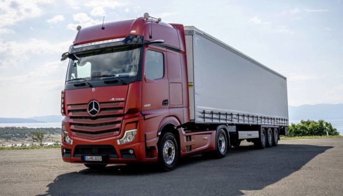 Почему в грузовиках Mercedes планируют отказаться от зеркал