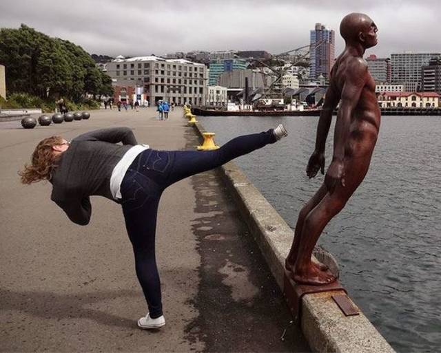 Интересные статуи, с которыми фотографируются туристы