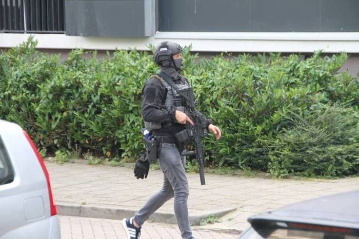 Модные сотрудники голландского спецподразделения DSI