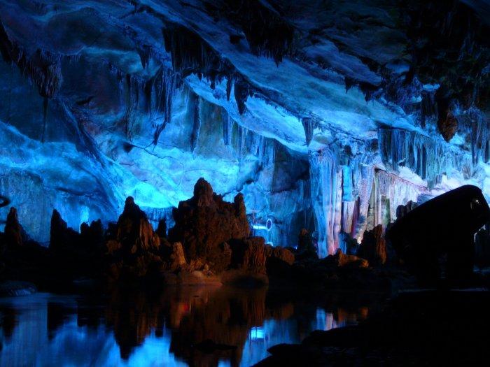 Уникальная пещера тростниковой флейты
