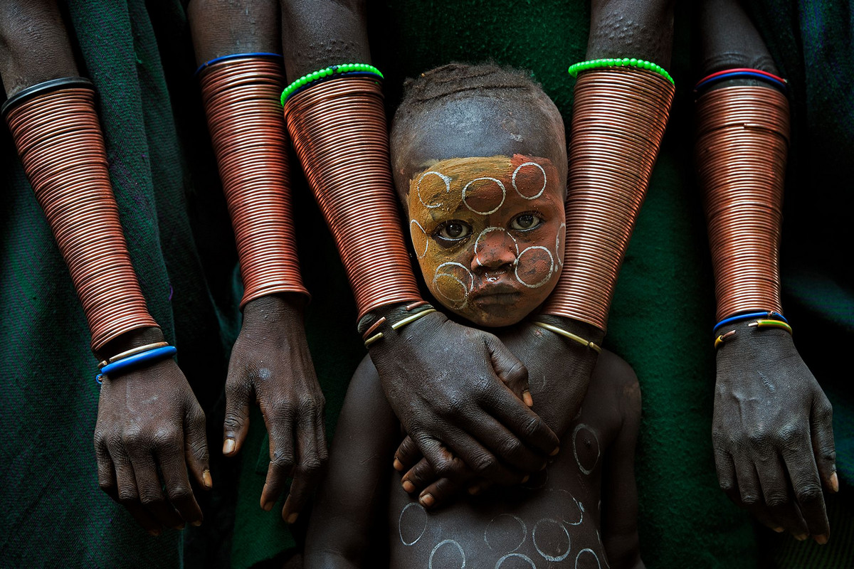 Лица в работах победителей конкурса Siena International Photo Awards 2018