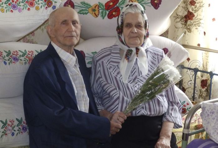 Крепкие браки долгожителей из разных стран