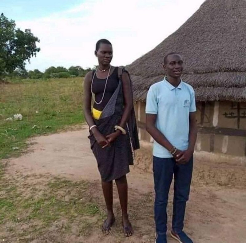 Семья из Южного Судана продала 17-летнюю дочку за коров и машины