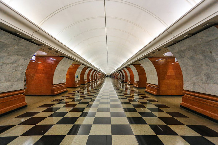 Dünyanın ən dərin metro stansiyaları
