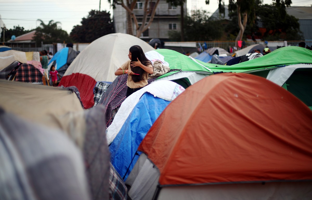 Условия жизни в лагере мигрантов в Тихуане