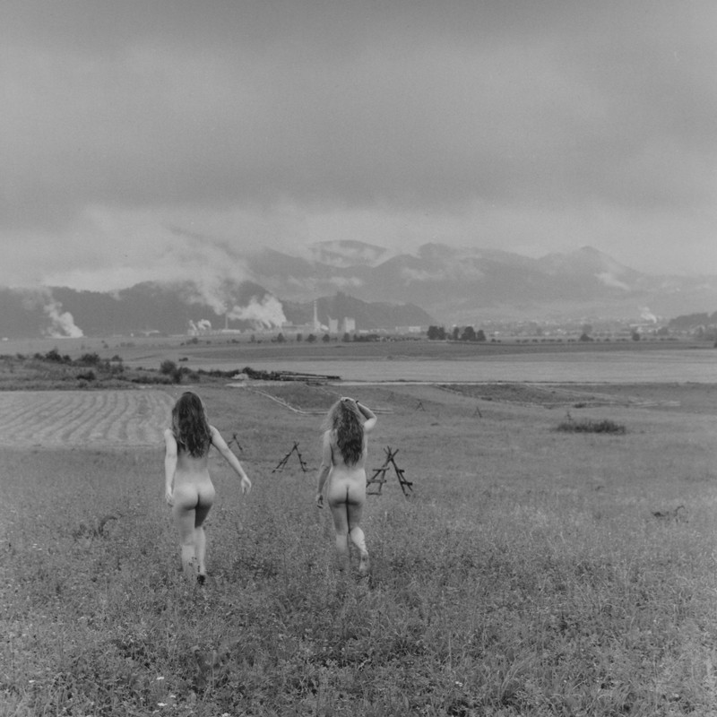 Черно-белые снимки девушек от Рутгера тен Бруке